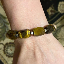 Load image into Gallery viewer, Tiger Eye & Rosewood Diffuser Bracelet
